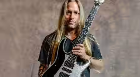 GuitarZoom Masterclass Riffs [TUTORiAL] - Sample Pack Artwork