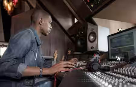 Skillshare Learn How to Mix Music with Young Guru [TUTORiAL] - Sample Pack Artwork