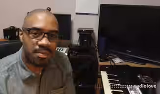 SkillShare Learn to play Soulful Chords on the Piano [TUTORiAL]