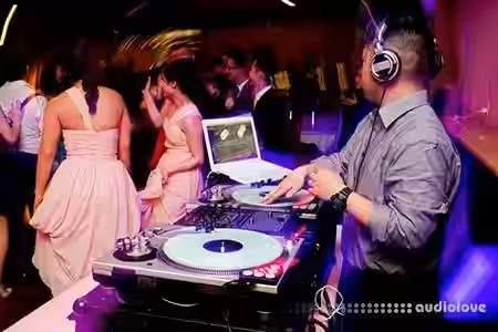 SkillShare Working with a DJ Events and Weddings [TUTORiAL] - Sample Pack Artwork
